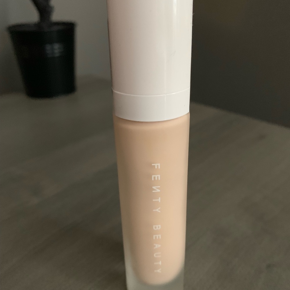 FENTY BEAUTY Pro Filt’r Soft Matte Foundation 120